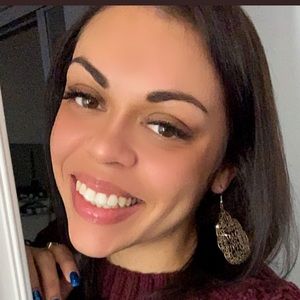 Meet your Posher, Mitzi